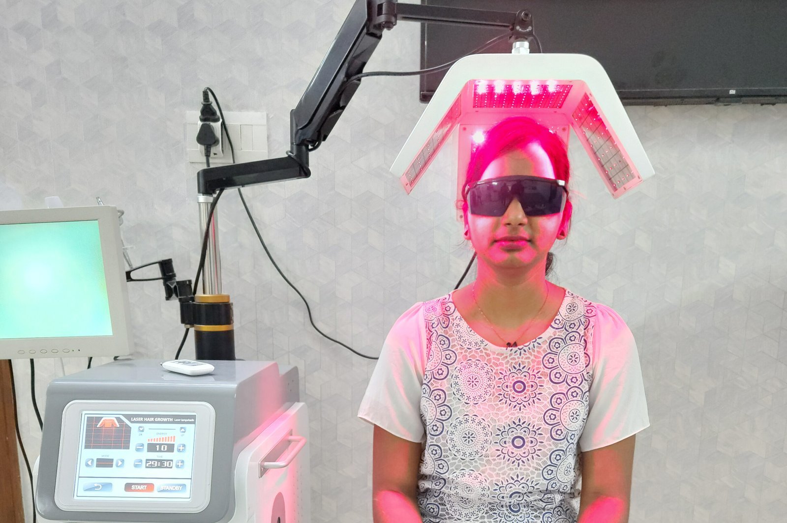 Cold Light Laser Therapy for hair fall at Transformance